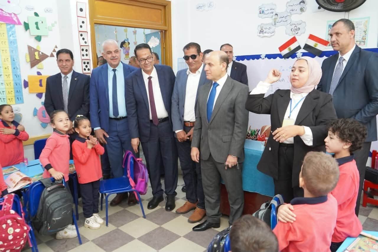 محافظ الغربية يفتتح مدرسة حنون الابتدائية المشتركة بعد إعادة تأهيلها 