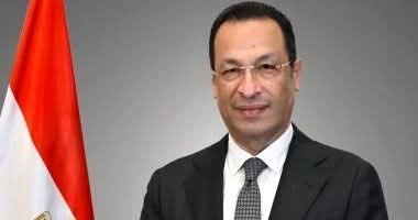 وزير الاتصالات: التوسع في خدمات كارت الخدمات الموحد لتيسير حصول المواطنين على الخدمات الحكومية