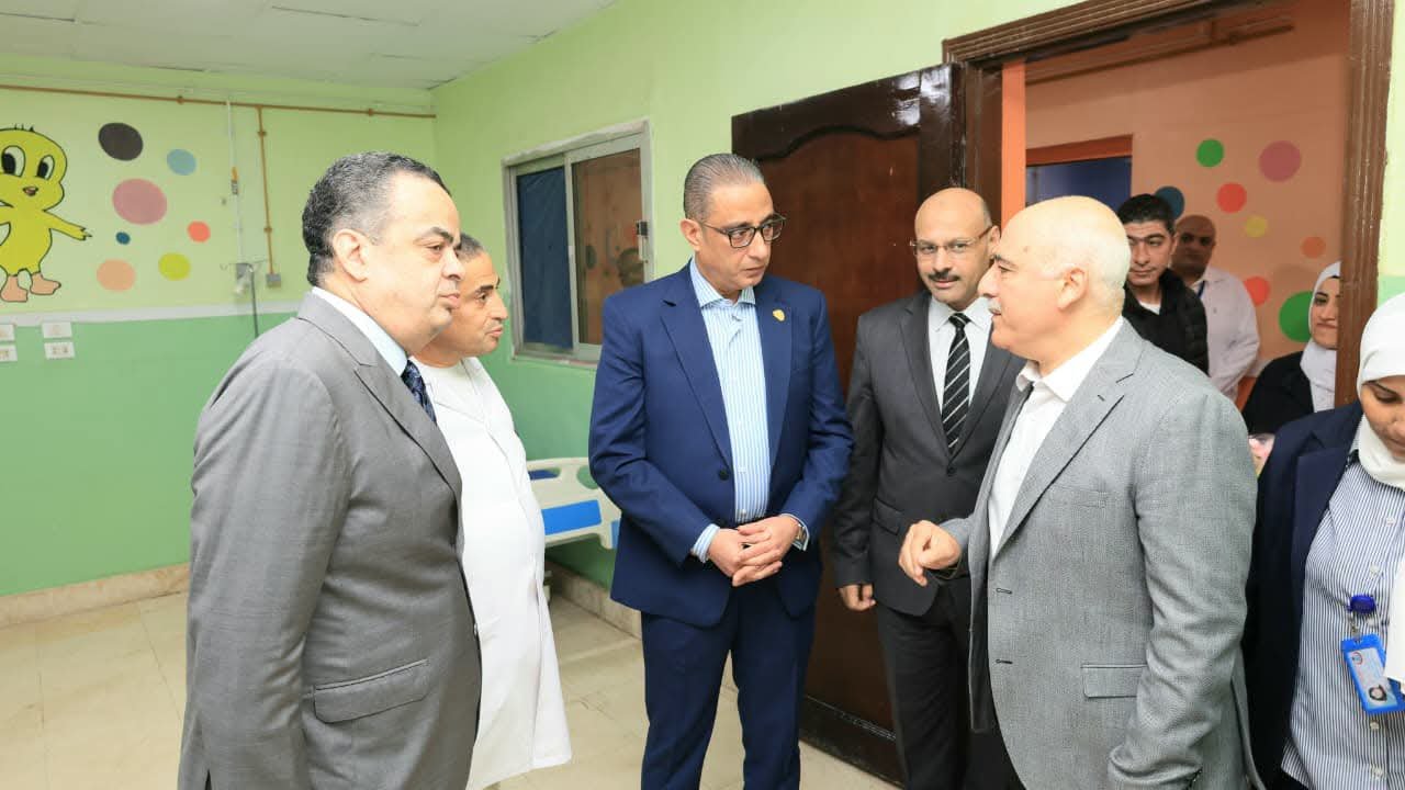 الجيزة علي طريق التطوير.. مشروعات خدمية وتنموية وتحركات ميدانية لتحسين حياة المواطنين أحمد الأنصاري يتابع ملفات الطرق والصحة والتعليم والنظافة.. وتوسّع في الخدمات ورفع كفاءة البنية الأساسية بمختلف المراكز والأحياء
